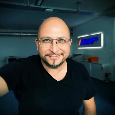 Daniel Retzl, Senior Software Developer and Product Architect